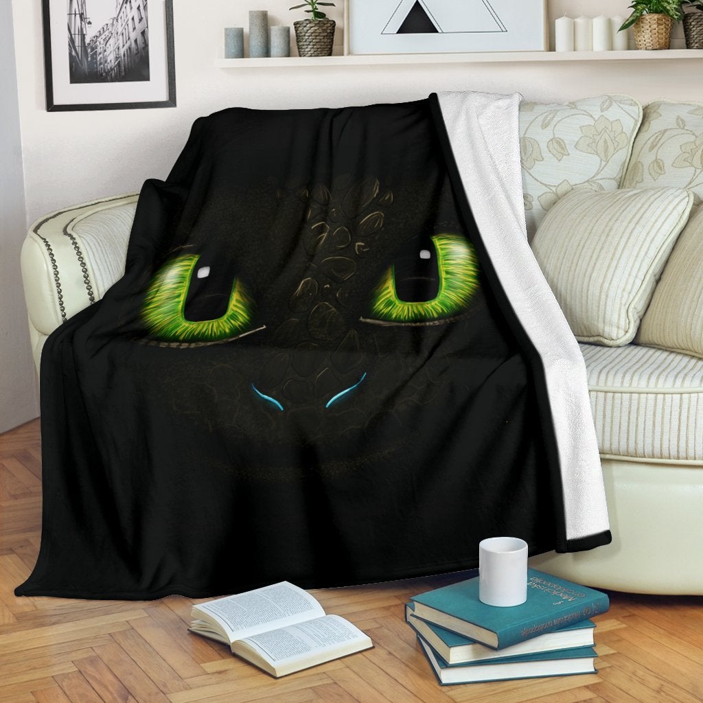 Toothless Premium Blanket 1